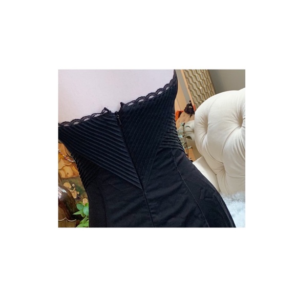 BEBE Elegant LBD strapless/halter hourglass dress - Picture 6 of 6